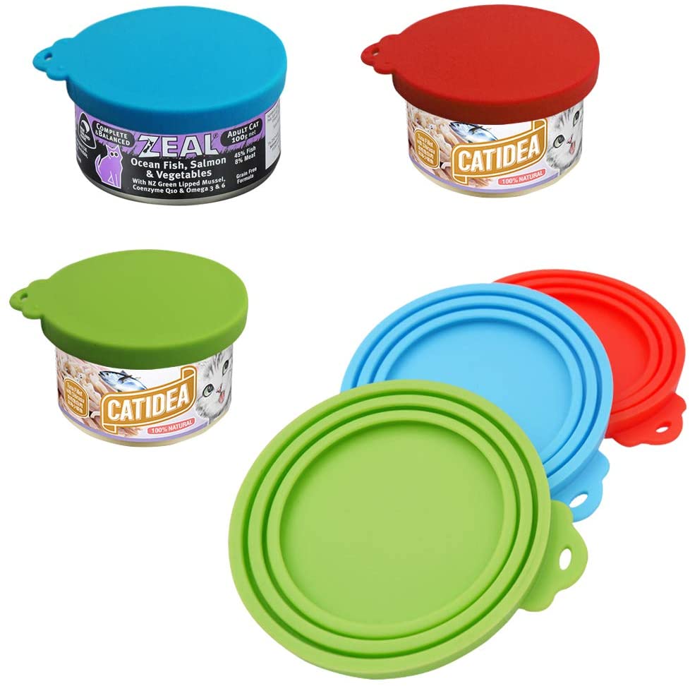  SENHAI - 3 Piezas de Cubiertas de Silicona para latas de Mascotas y 2 cucharas para Mascotas, Tapa de Comida y Cuchara para Perros y Gatos, uno Cumple con Tres tamaños: Rojo, Verde, Azul Claro 
