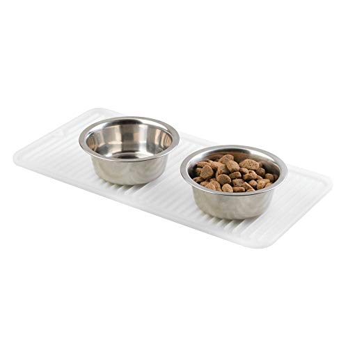 mDesign alfombrilla de silicona en color transparente para comedero perro y bebedero perro - Proteja el suelo de salpicaduras y restos de comida de su mascota