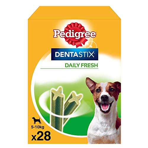 Pedigree Pack de 28 Dentastix Fresh de uso diario para la limpieza dental de los perros y contra mal aliento, para perros pequeños (Pack de 4)