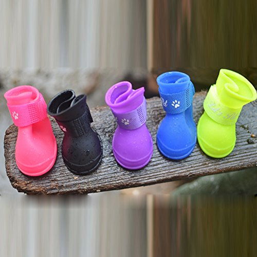 UEETEK Botas de lluvia para Perro mascota Colores dulces Zapatos de goma antideslizantes a prueba de agua para Pequeño perrito - Talla M (Negro)