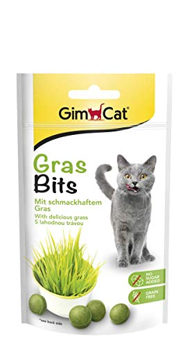 GimCat Gras Bits - Snack para gatos rico en vitaminas sin cereales con auténtica hierba - Pack de 8 unidades (8 x 40 g)
