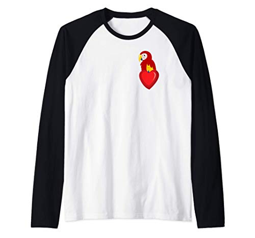 Bolsillo de corazón de guacamayo escarlata Camiseta Manga Raglan