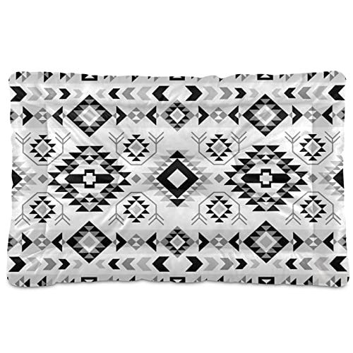 Poeticcity Alfombra de cama vintage con diseño geométrico oriental étnico, color blanco y negro, cojín de colchón para mascotas pequeñas y medianas, antideslizante, lavable y seco, de 24 x 18 pulgadas