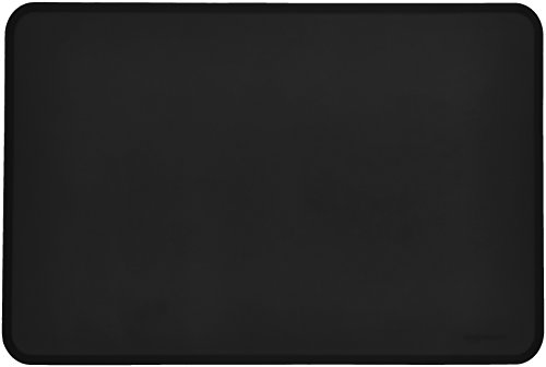 Amazon Basics - Alfombrilla para comedero de mascota, de silicona, impermeable, 60 x 41 cm, Negro