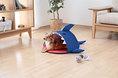 Iris Ohyama, Cama térmica para mascotas / cama divertida para perros, lona transpirable con capucha, fondo antideslizante, para gato & perro pequeño - Pet Bed PCB-20SH - Tiburón